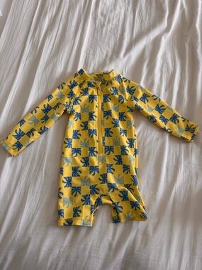 Old Navy yellow palm tree print swimsuit rashguard bodysuit size 6-12m